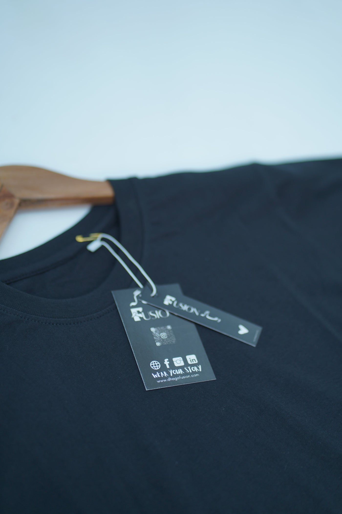 Simple Black premium Tee shirt